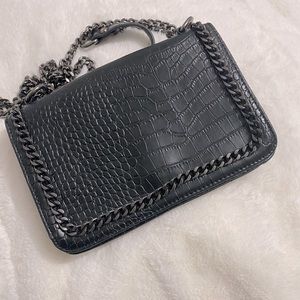 Dynamite Crossbody bag